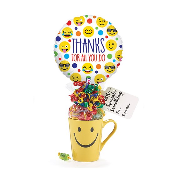 yellow-smiley-mug-giftset-with-candy-yellow-smile balloon