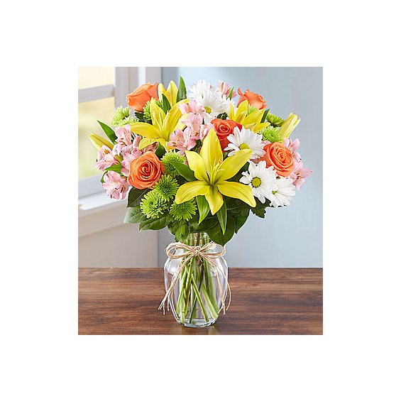 fields-of-europe-flower-bouquet-in-clear-vase